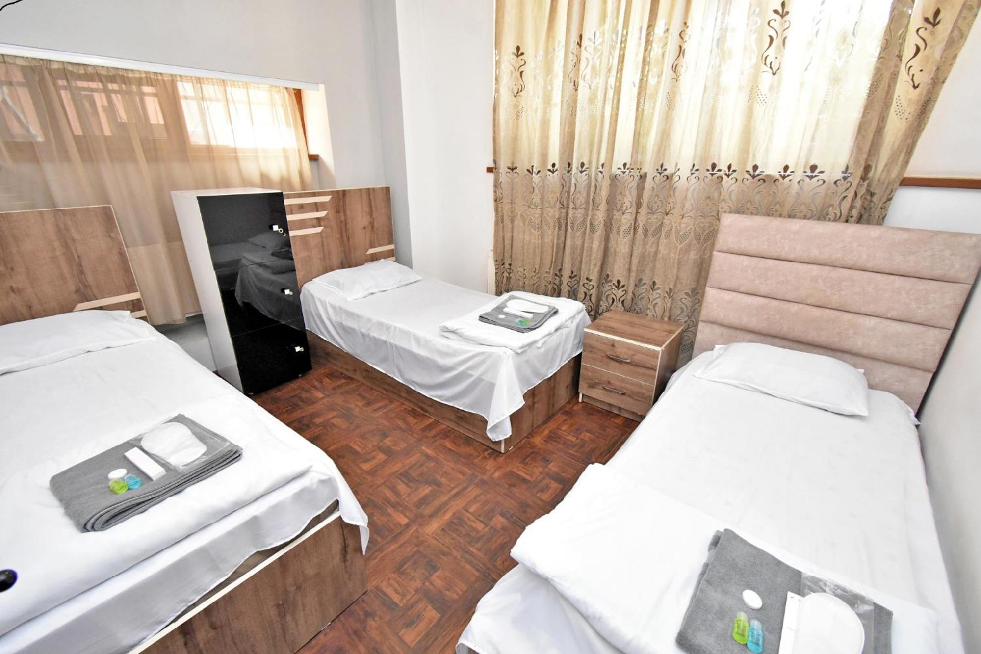 A&S Hotel 耶烈万 外观 照片