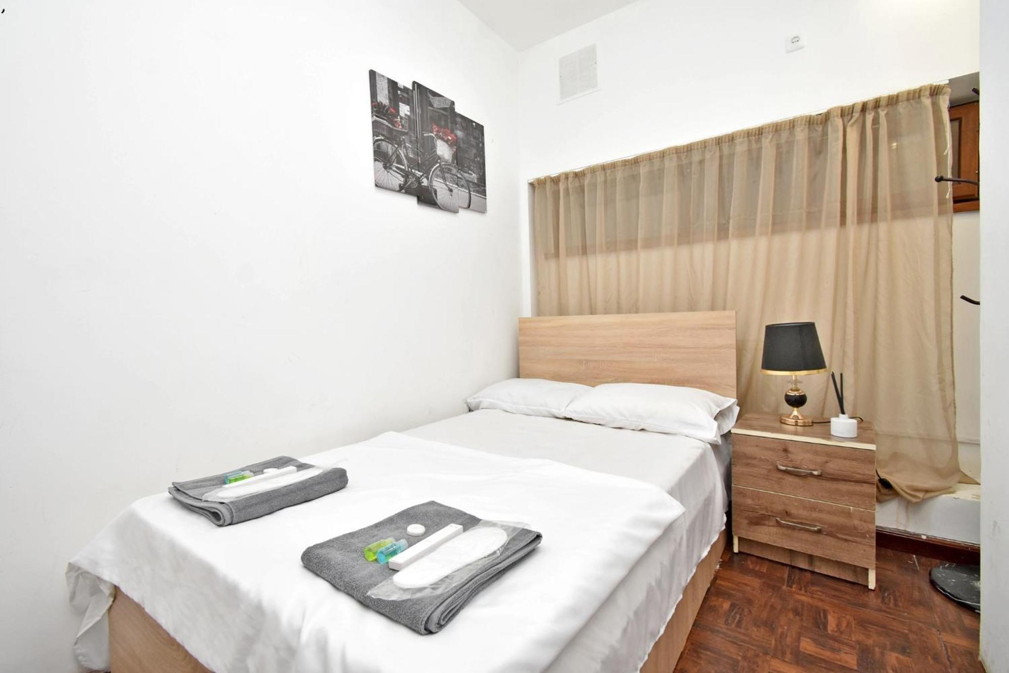 A&S Hotel 耶烈万 外观 照片