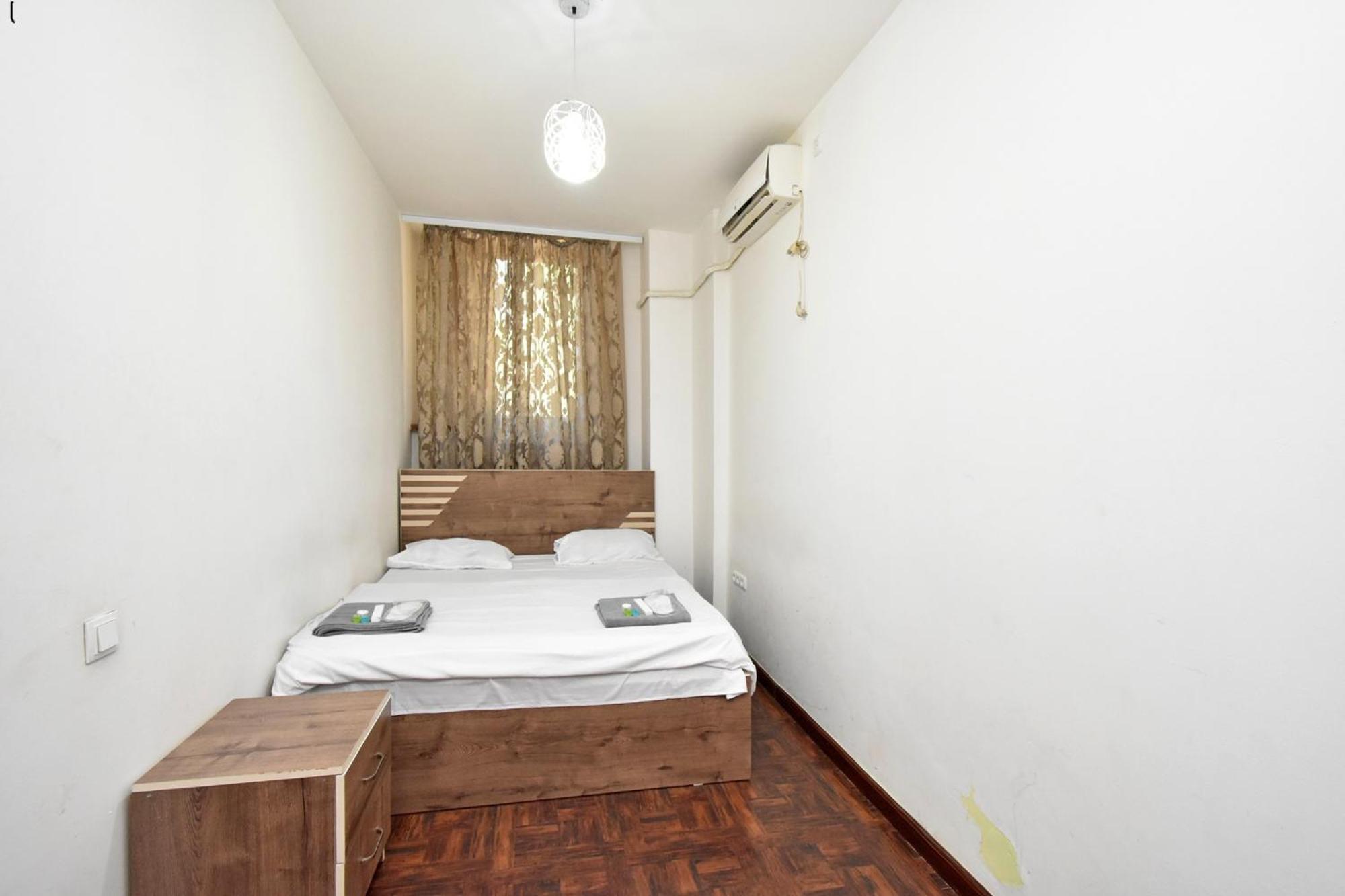 A&S Hotel 耶烈万 外观 照片